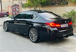 بی ئێم دەبڵیو سیریەس 5